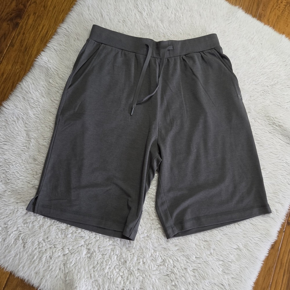 Cozy Earth Shorts Men's Medium Gray Viscose Bamboo Pockets 9" Inseam